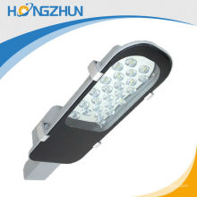 CE et RoHS Traffic Street Light Pole 30w led 2900 lumen aluminium de bonne qualité